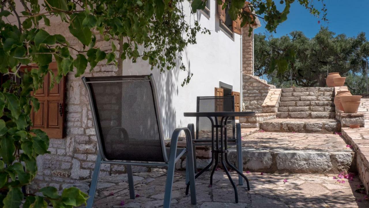 Agios Ilias  Ionianeon Apartments מראה חיצוני תמונה