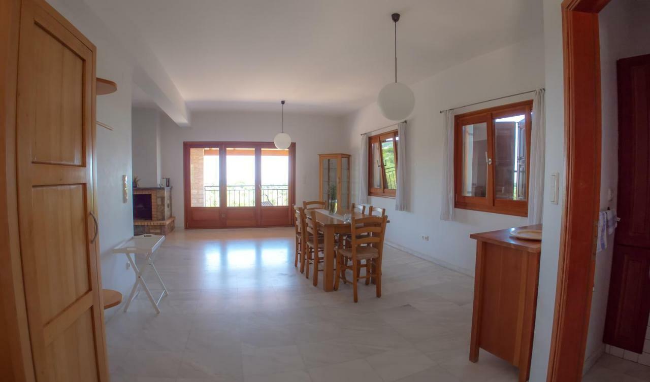 Agios Ilias  Ionianeon Apartments מראה חיצוני תמונה