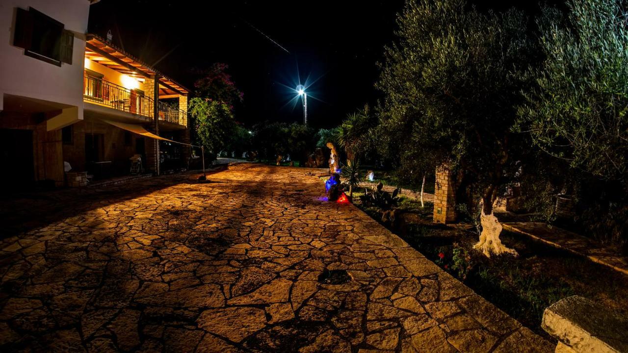 Agios Ilias  Ionianeon Apartments מראה חיצוני תמונה